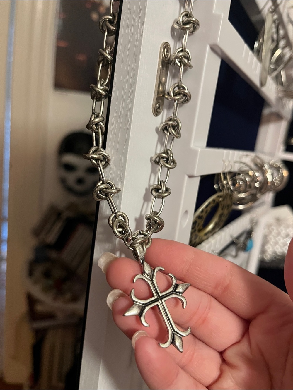 Silver Tone Cross Pendant Necklace - Chunky Chain